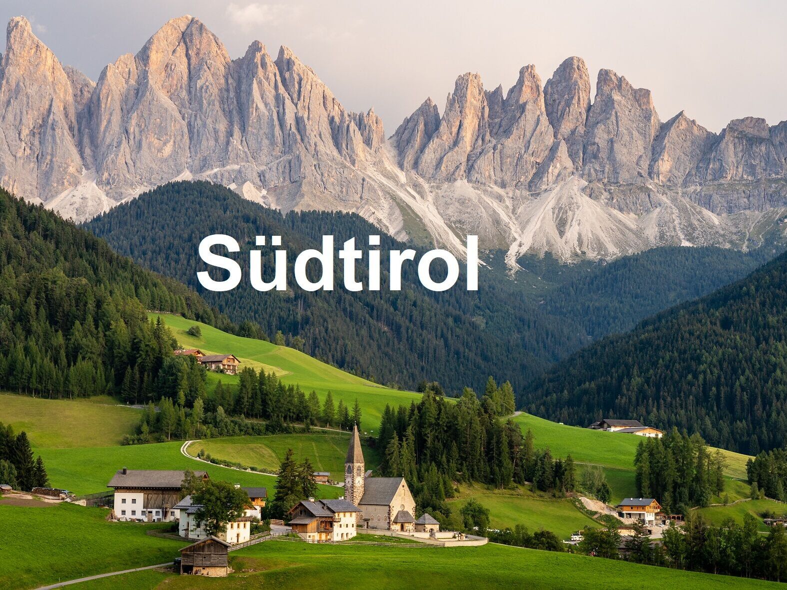 Val di Funes al tramonto, Dolomiti